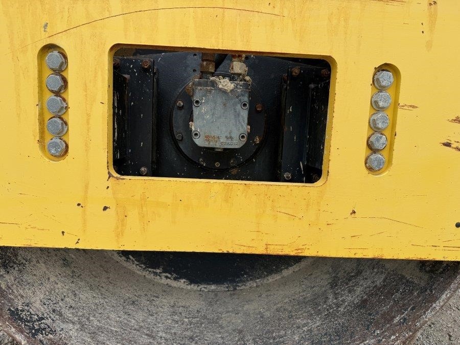 2012 BOMAG BW213PDH-40 Padfoot Compactor - Image 33