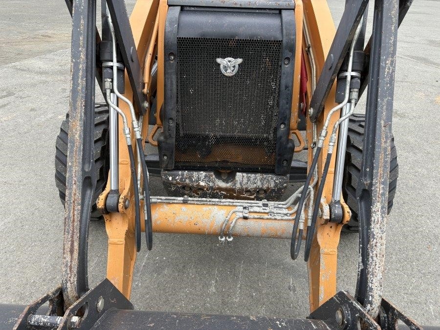 2021 Case 570N EP Skip Loader - Image 18