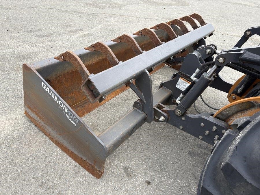 2021 Case 570N EP Skip Loader - Image 22