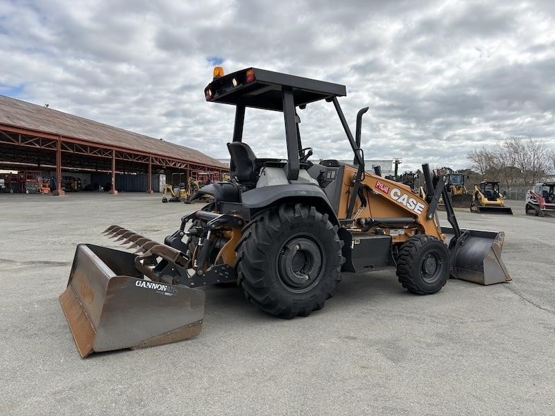 2021 Case 570N EP Skip Loader - Image 5