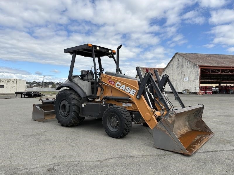 2021 Case 570N EP Skip Loader - Image 7