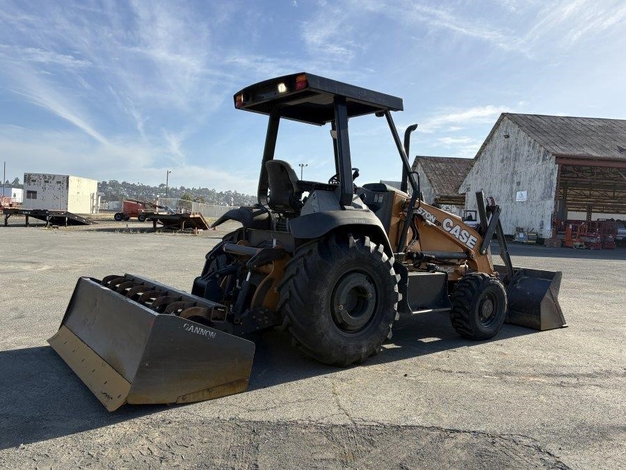 2020 Case 570N EP Skip Loader - Image 5