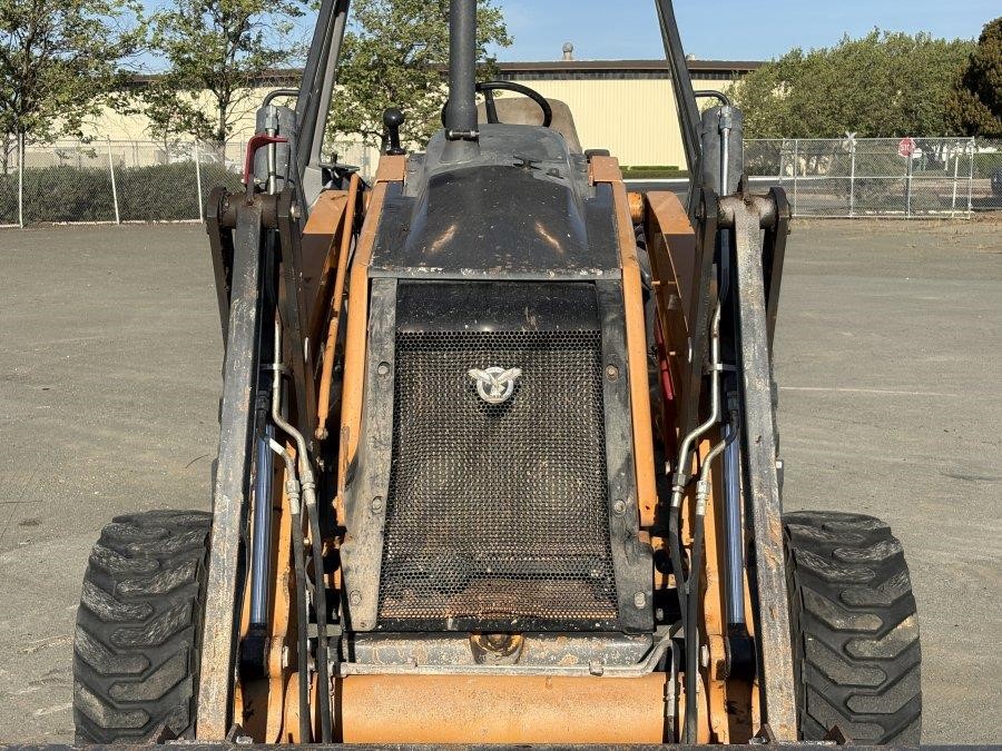 2020 Case 570N EP Skip Loader - Image 25