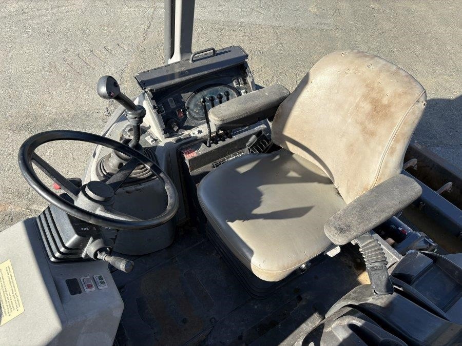 2020 Case 570N EP Skip Loader - Image 29