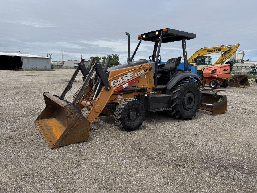2020 Case 570N EP Skip Loader