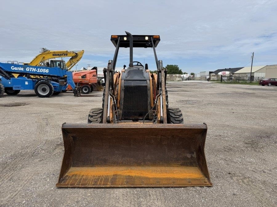 2020 Case 570N EP Skip Loader - Image 8