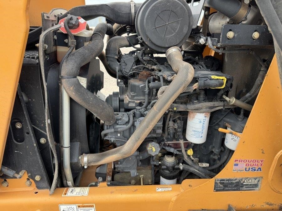 2020 Case 570N EP Skip Loader - Image 34
