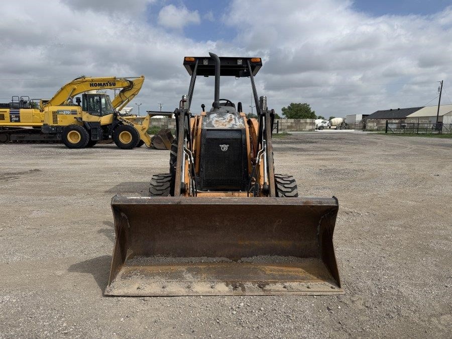 2020 Case 570N EP Skip Loader - Image 8