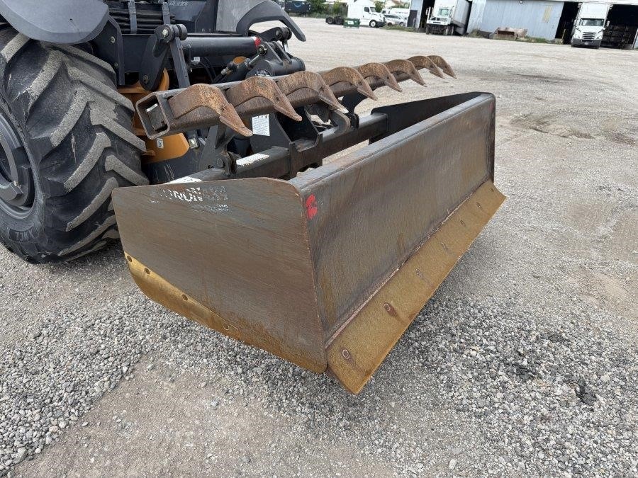 2020 Case 570N EP Skip Loader - Image 20