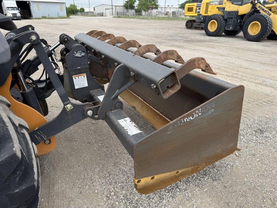 2020 Case 570N EP Skip Loader - Image 21