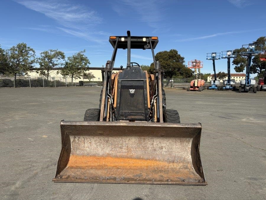 2020 Case 570N EP Skip Loader - Image 8