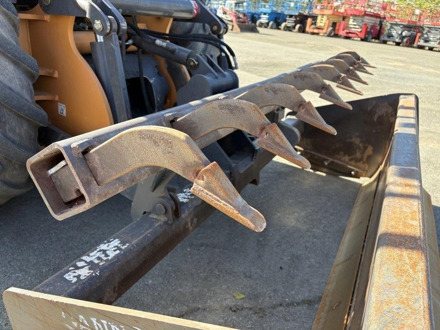 2020 Case 570N EP Skip Loader - Image 24