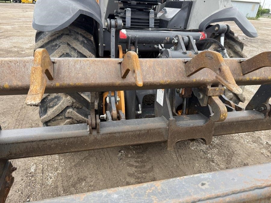 2020 Case 570N EP Skip Loader - Image 22