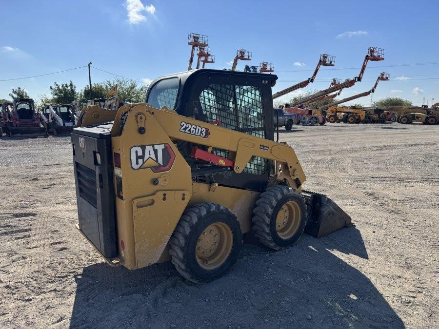 2024 Caterpillar 226D3 Compact Wheel Loader - Image 5
