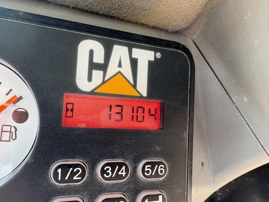 2020 Caterpillar 226D3 Skid Steer Loader - Image 29