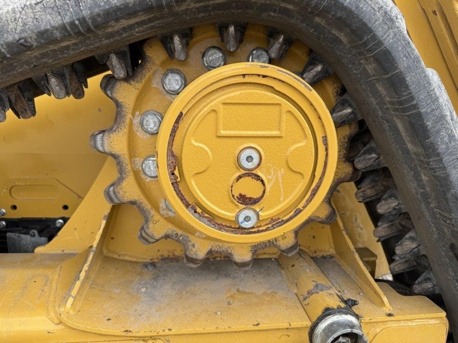 2023 Caterpillar 239D3 Compact Track Loader - Image 10