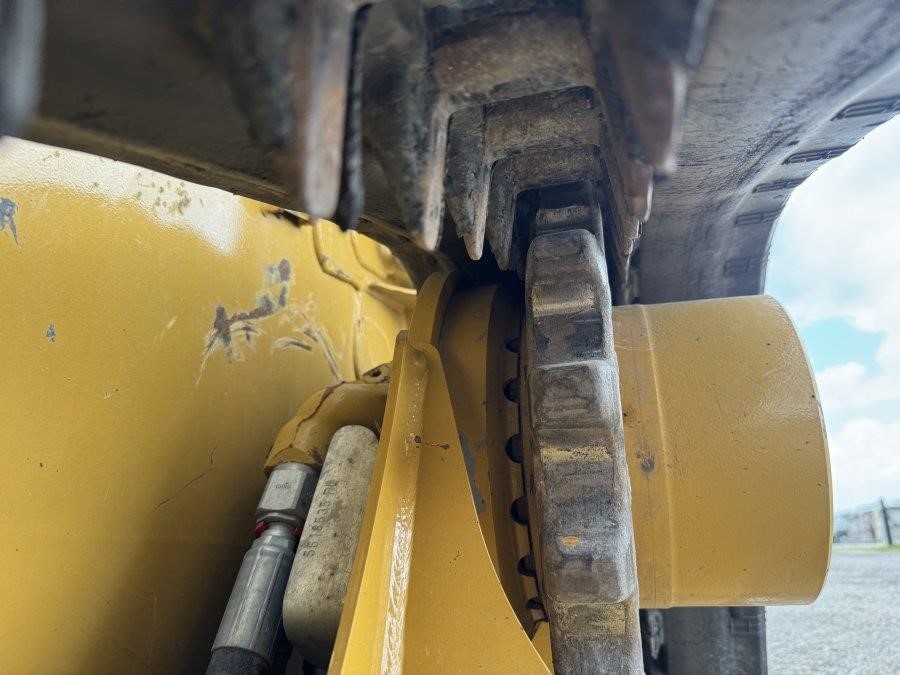 2023 Caterpillar 239D3 Compact Track Loader - Image 13
