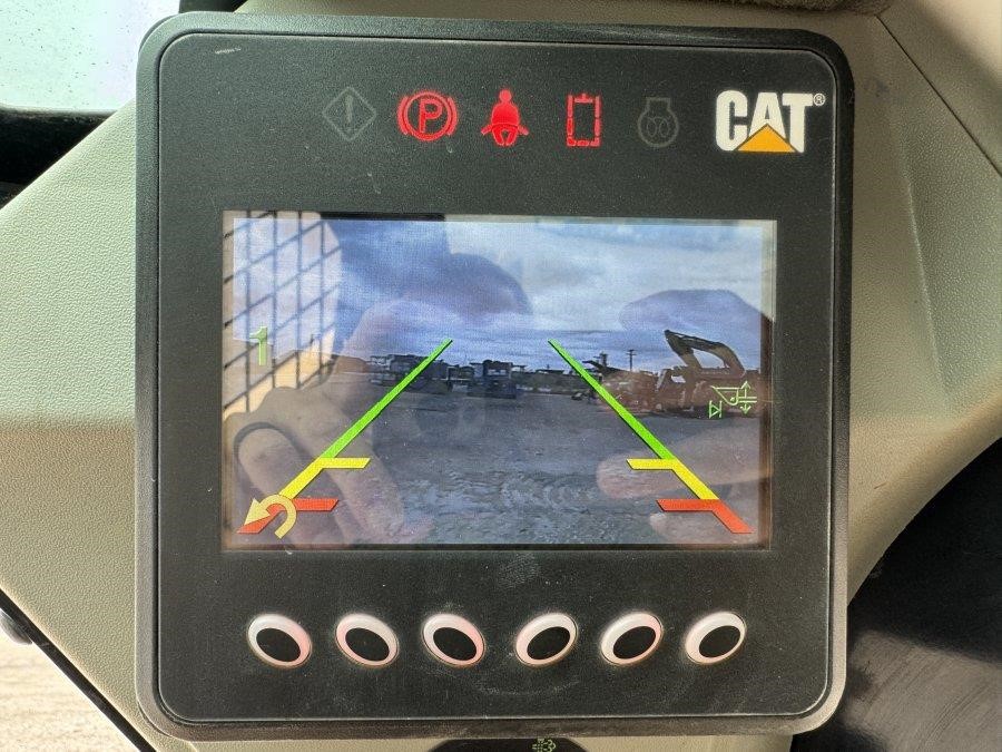 2023 Caterpillar 239D3 Compact Track Loader - Image 44
