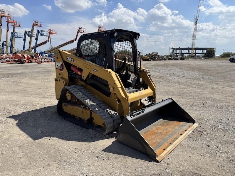 2023 Caterpillar 239D3 Compact Track Loader - Image 7
