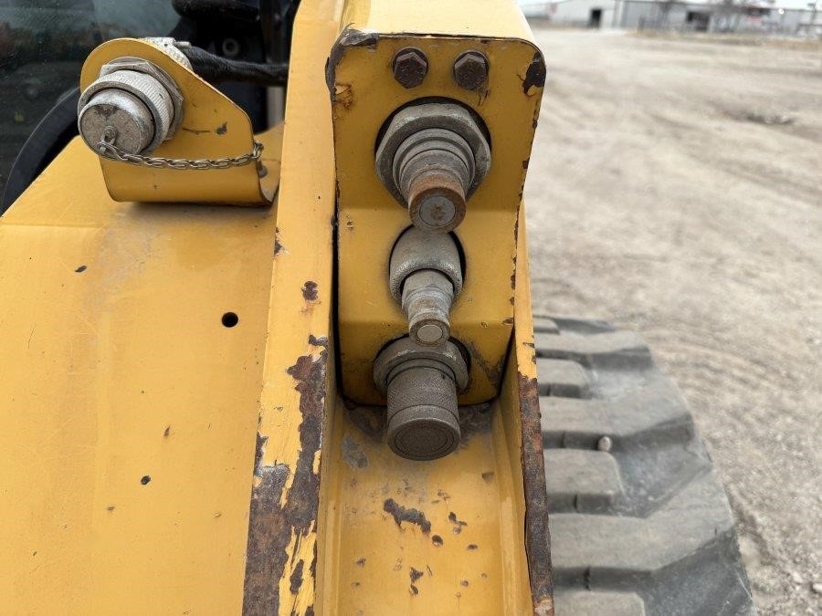 2020 Caterpillar 246D3  Skid Steer Loader - Image 9