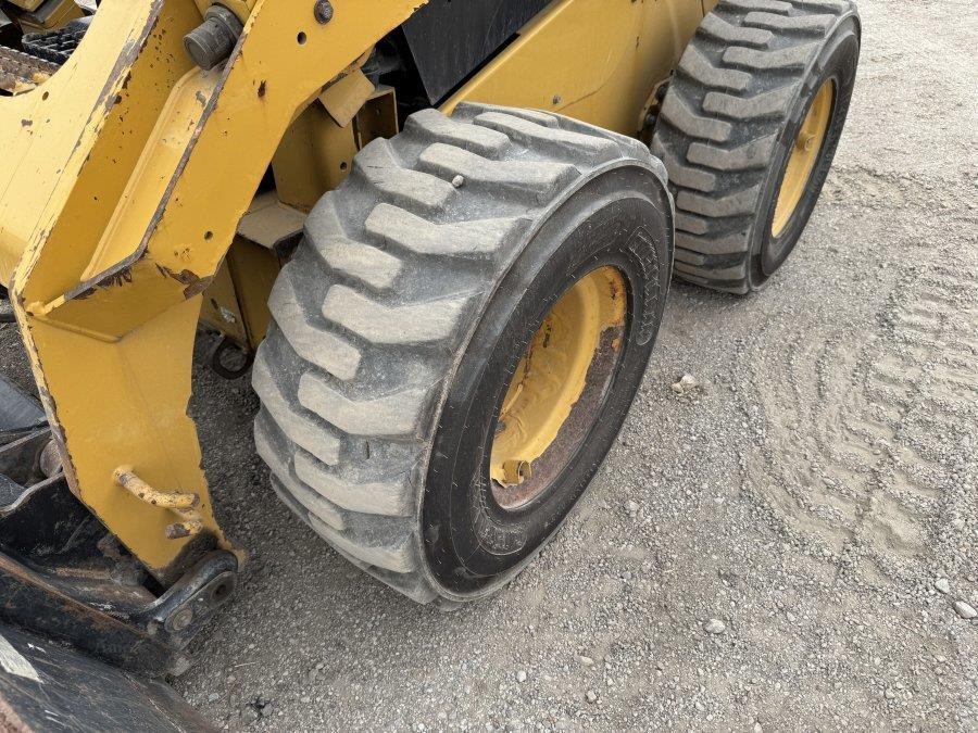 2020 Caterpillar 246D3  Skid Steer Loader - Image 12