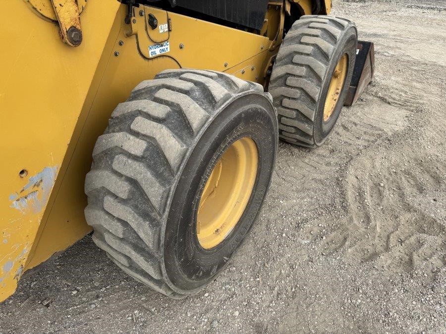 2020 Caterpillar 246D3  Skid Steer Loader - Image 14