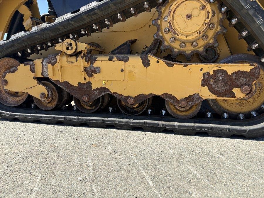 2019 Caterpillar 259D Compact Track Loader - Image 10