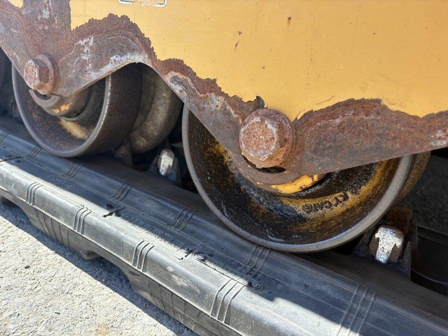 2019 Caterpillar 259D Compact Track Loader - Image 12