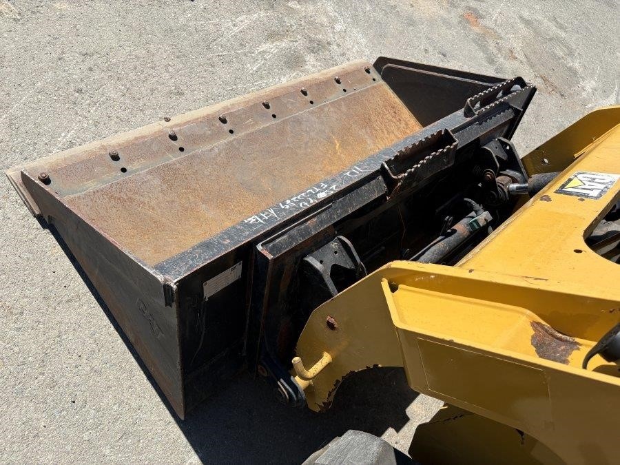 2019 Caterpillar 259D Compact Track Loader - Image 17