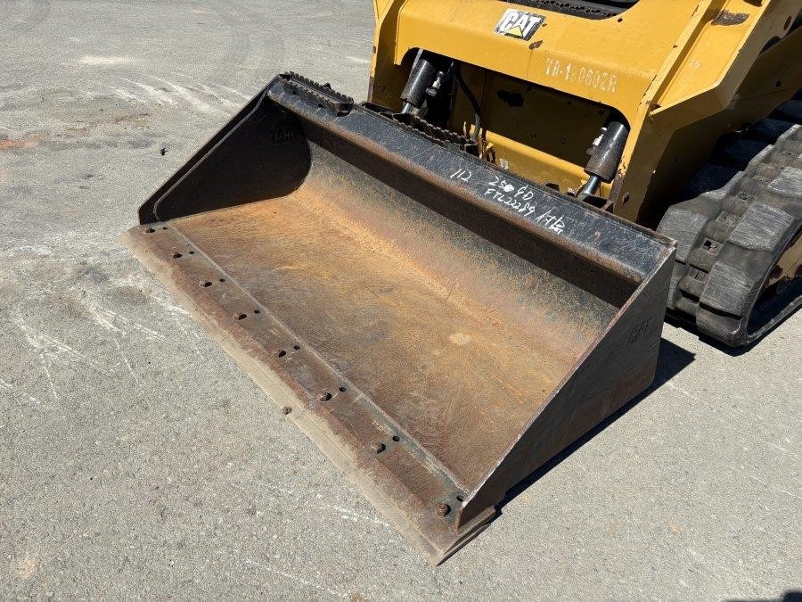 2019 Caterpillar 259D Compact Track Loader - Image 18