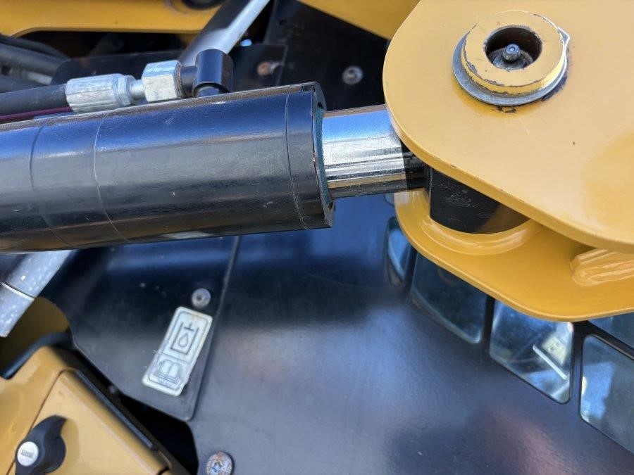 2019 Caterpillar 259D Compact Track Loader - Image 24