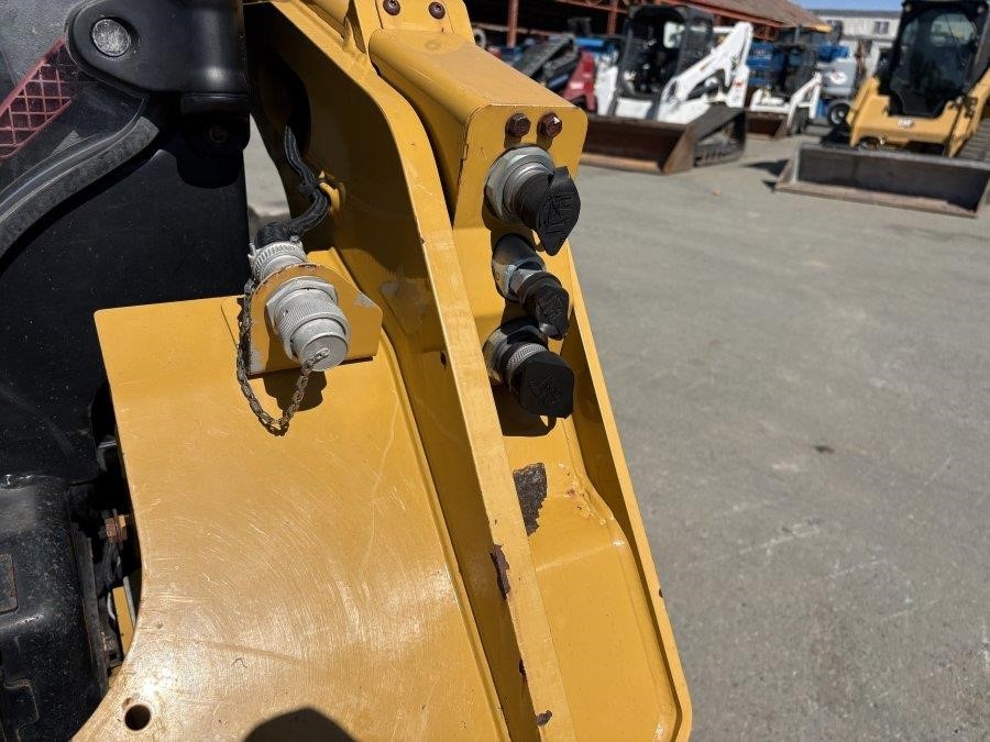 2019 Caterpillar 259D Compact Track Loader - Image 36
