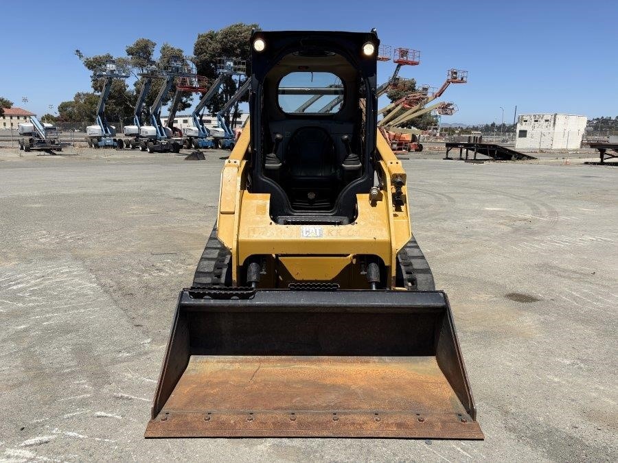 2018 Caterpillar 259D Compact Track Loader - Image 8