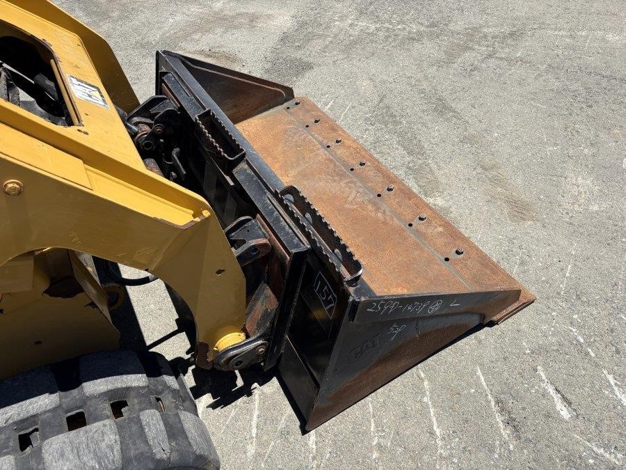 2018 Caterpillar 259D Compact Track Loader - Image 20