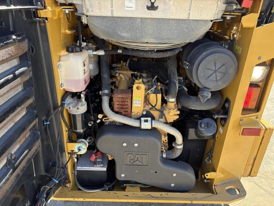 2018 Caterpillar 259D Compact Track Loader - Image 35
