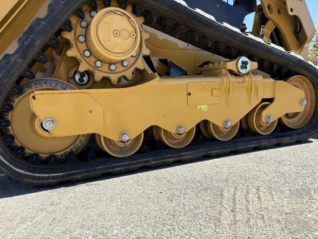 2017 Caterpillar 259D Compact Track Loader - Image 14