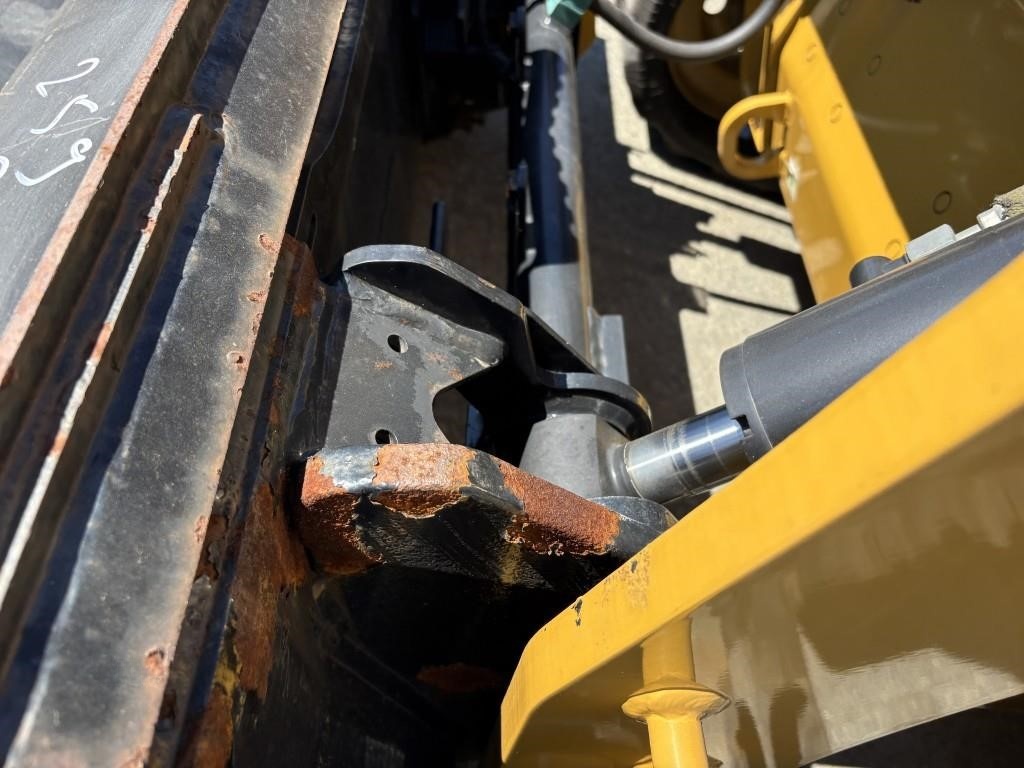 2017 Caterpillar 259D Compact Track Loader - Image 25