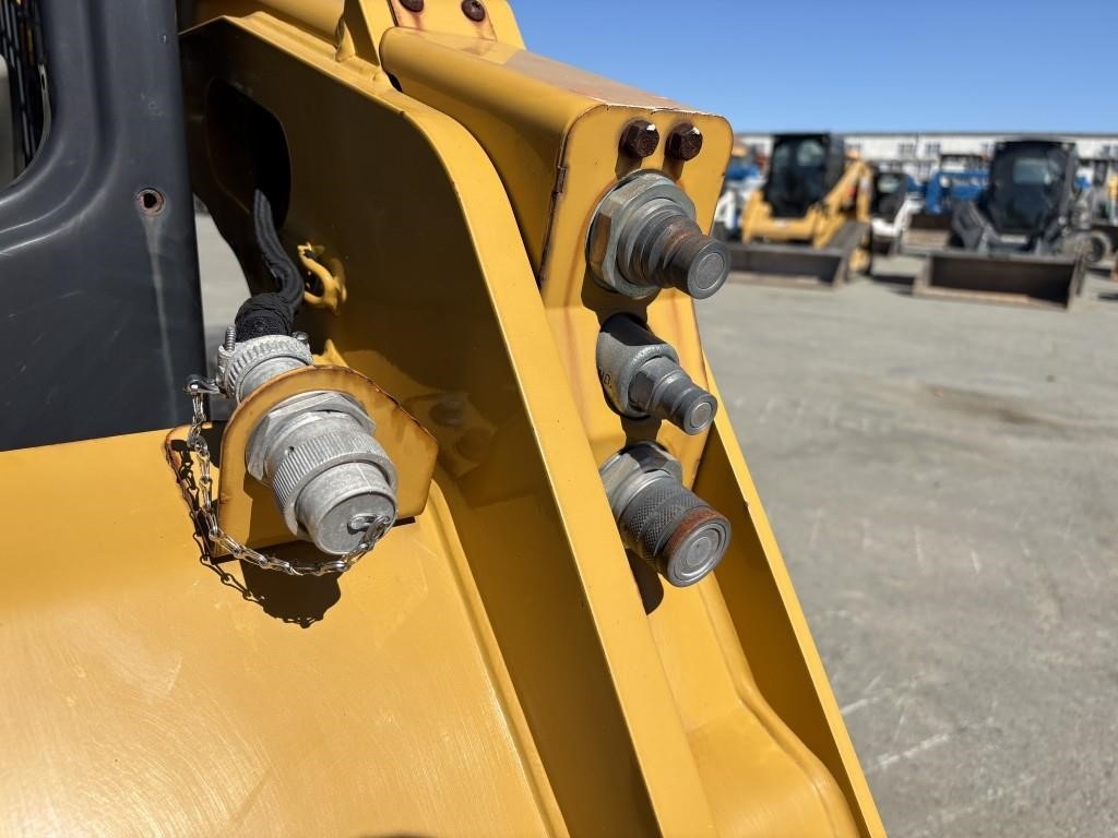 2017 Caterpillar 259D Compact Track Loader - Image 26