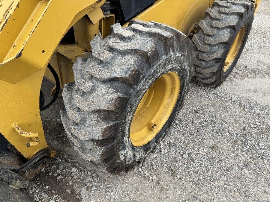 2018 Caterpillar 262D Skid Steer Loader - Image 12