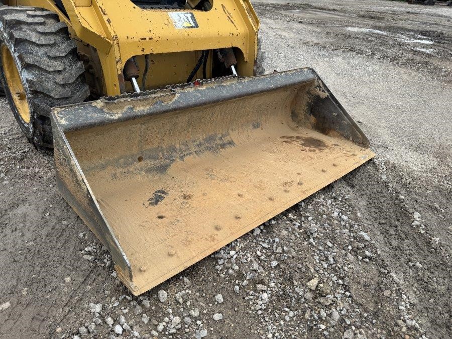 2018 Caterpillar 262D Skid Steer Loader - Image 15