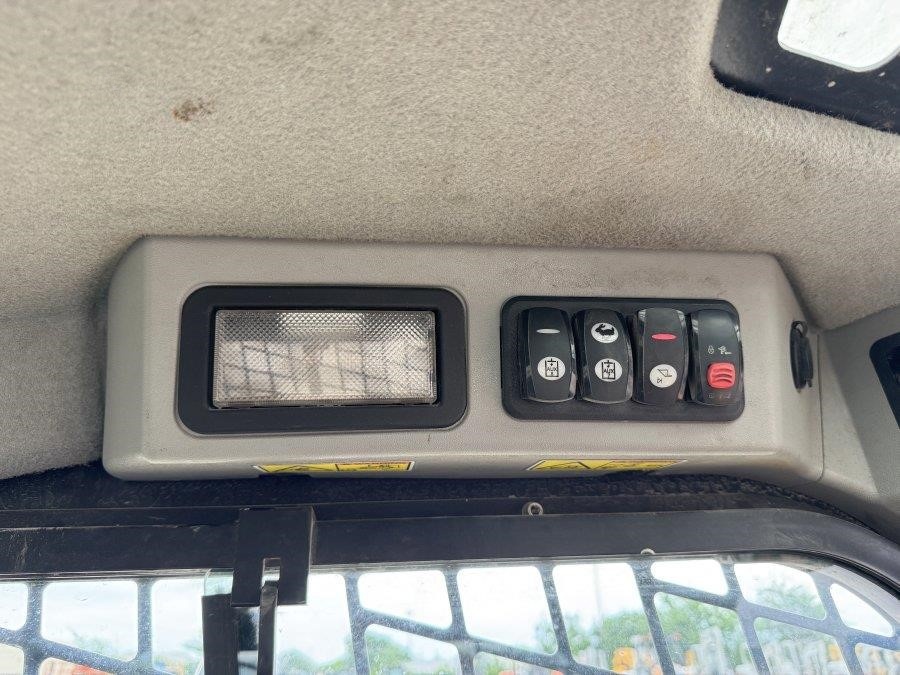 2018 Caterpillar 262D Skid Steer Loader - Image 23