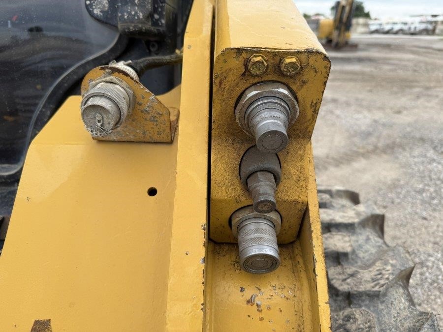 2018 Caterpillar 262D Skid Steer Loader - Image 26