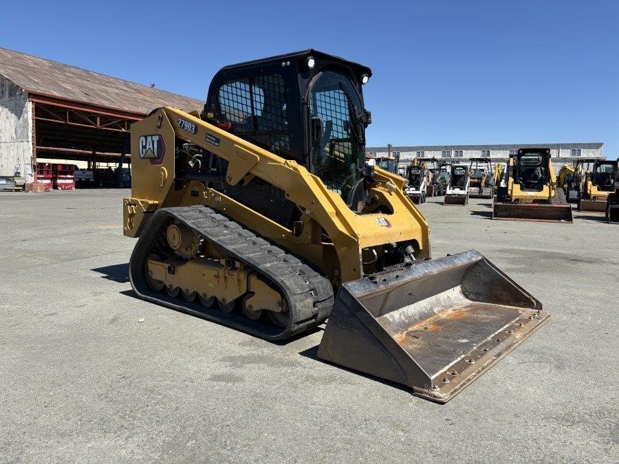 2023 Caterpillar 279D3  Compact Tracked Excavator - Image 7