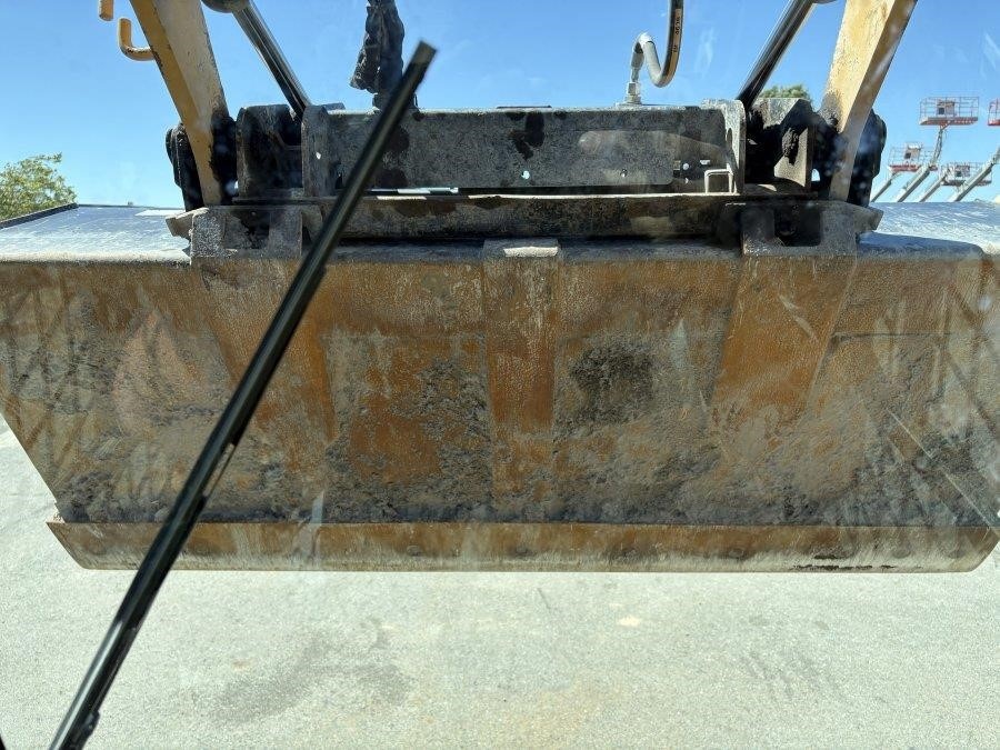2023 Caterpillar 279D3  Compact Tracked Excavator - Image 19
