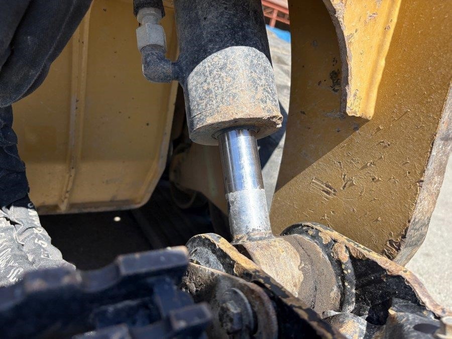 2023 Caterpillar 279D3  Compact Tracked Excavator - Image 24