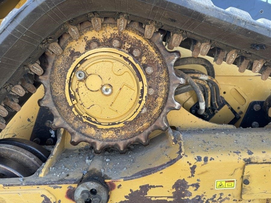 2022 Caterpillar 289D3 Compact Track Loader - Image 18