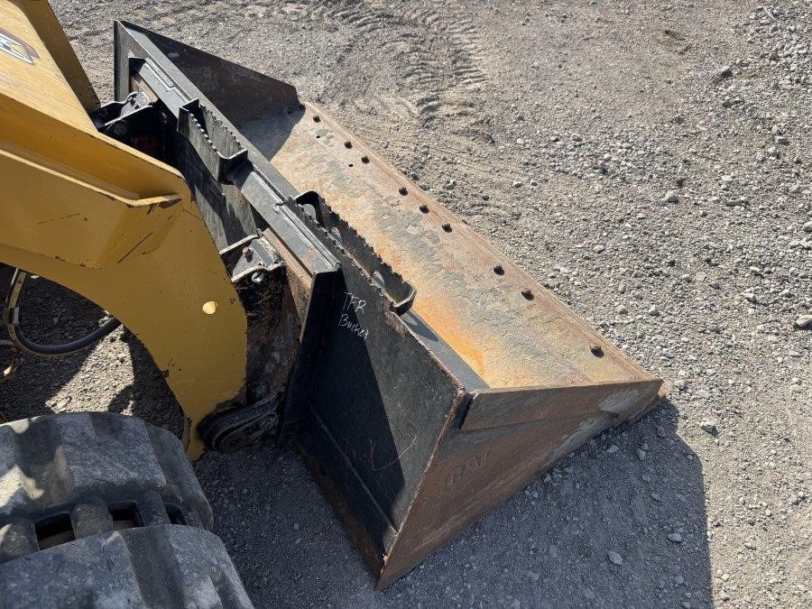 2022 Caterpillar 289D3 Compact Track Loader - Image 27