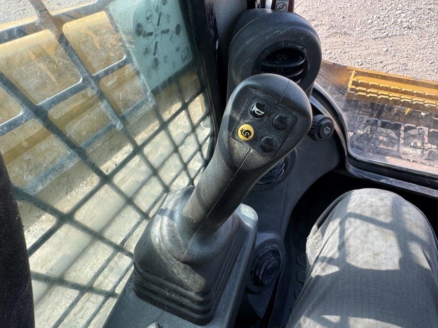2022 Caterpillar 289D3 Compact Track Loader - Image 38