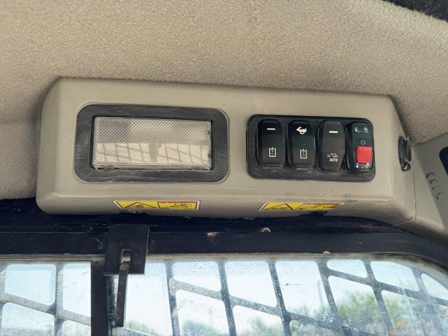 2022 Caterpillar 289D3 Compact Track Loader - Image 41