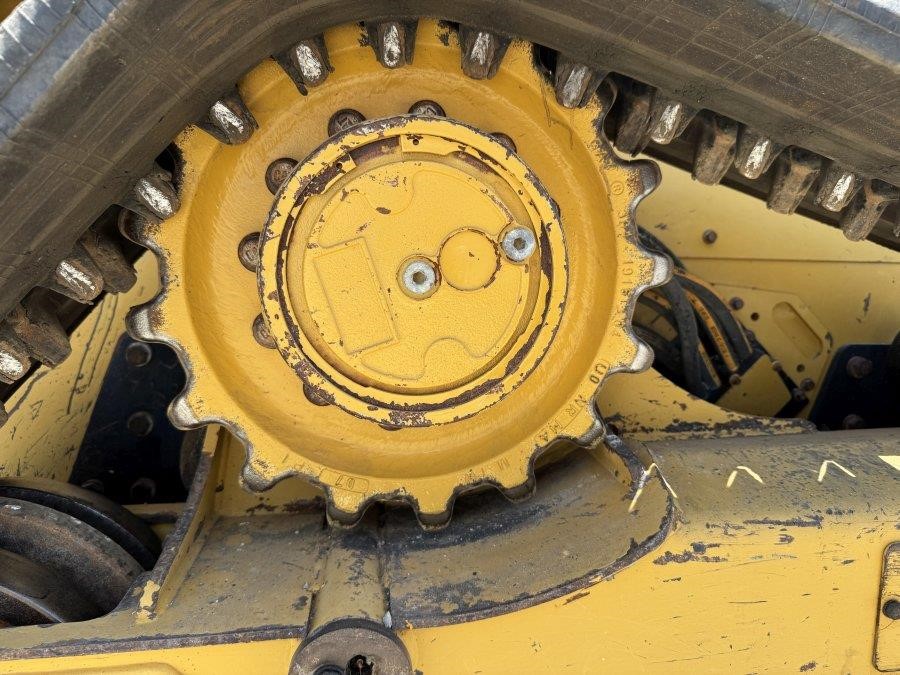 2022 Caterpillar 289D3 Compact Track Loader - Image 18